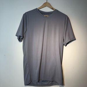 32 Degrees Cool Air V-Shirt